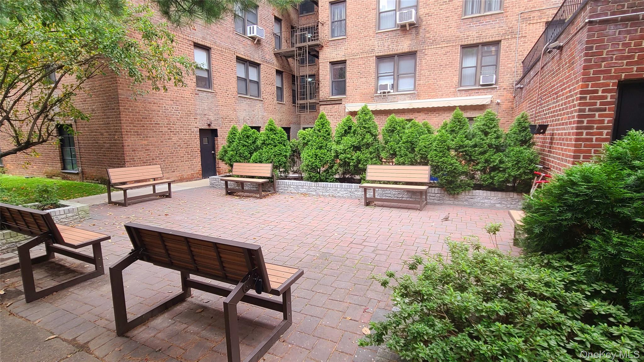 105-20 66th Avenue, Unit 2B photo 3