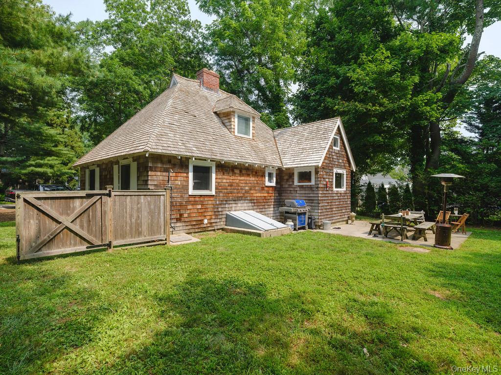 1320 Arshamomaque Avenue – For Sale photo 18