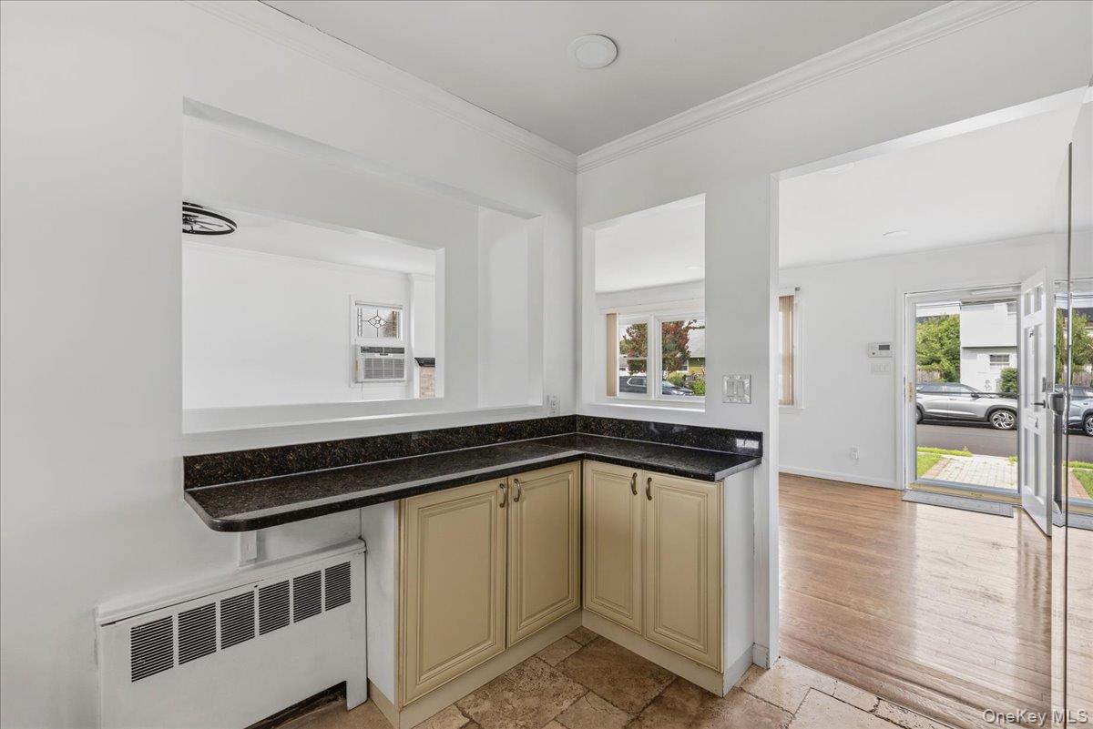 4 Cecil Place – For Rent photo 14