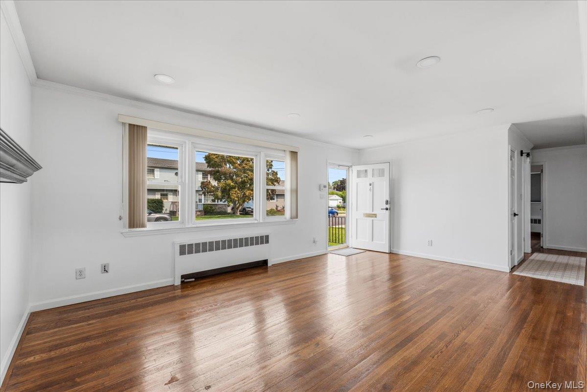4 Cecil Place – For Rent photo 9