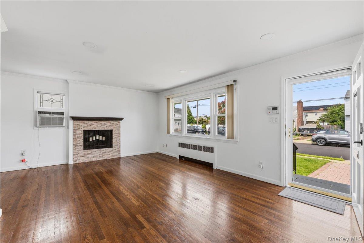 4 Cecil Place – For Rent photo 10