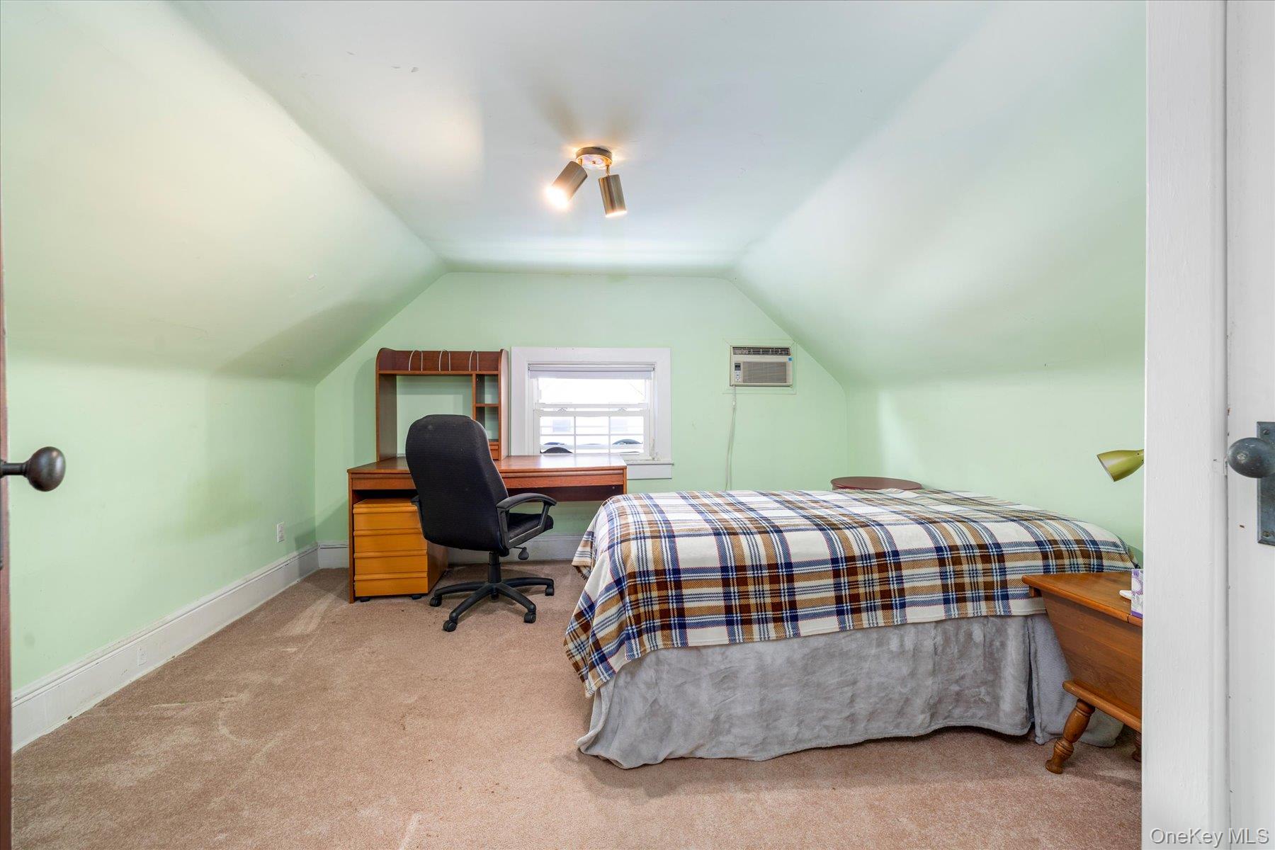 72 Broadway – For Sale photo 26