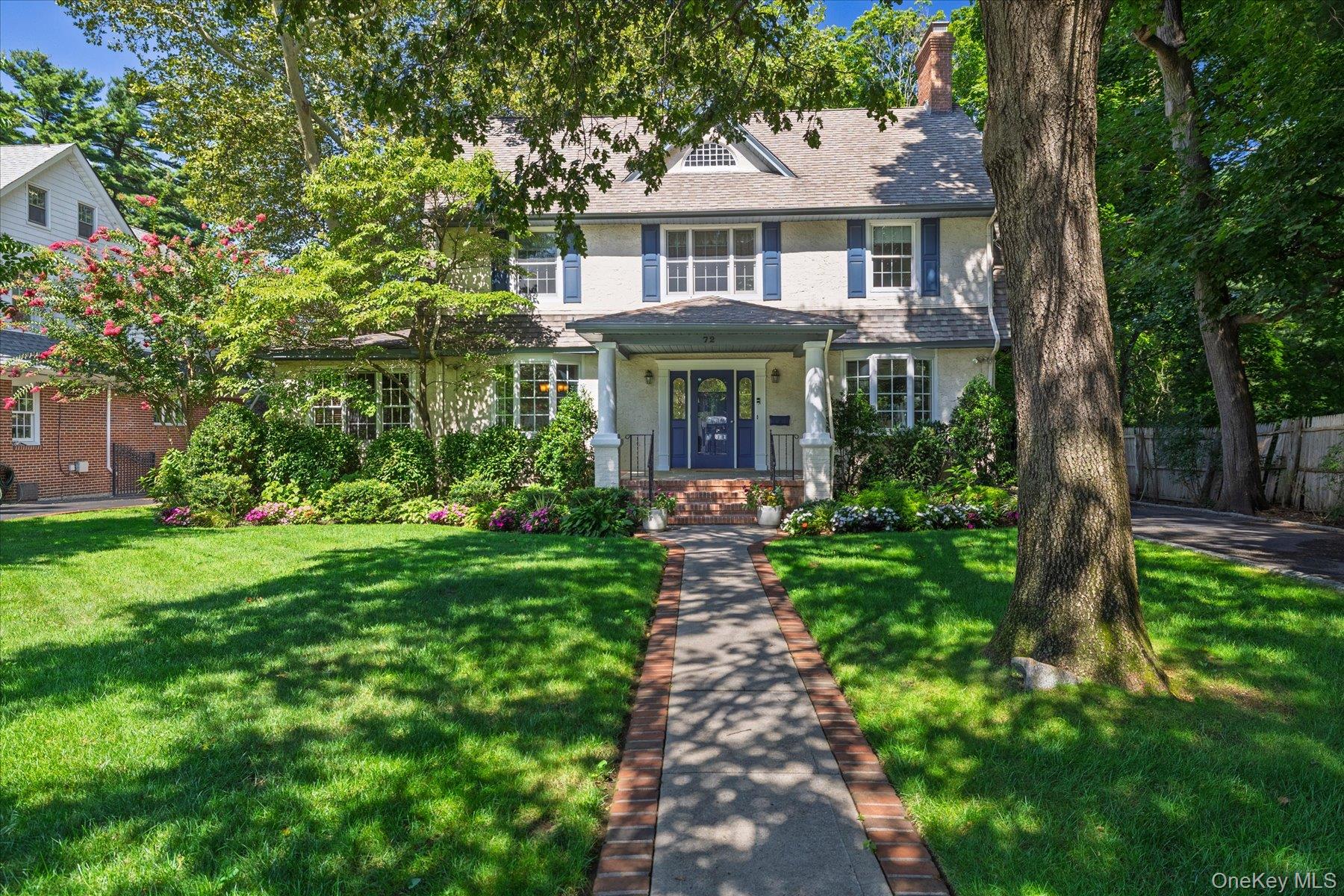 72 Broadway – For Sale