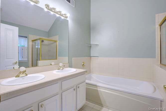 27 Underhill Drive – For Sale photo 23