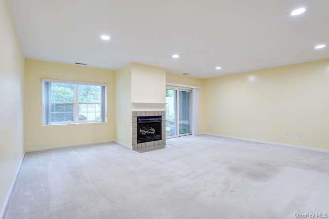 27 Underhill Drive – For Sale photo 37