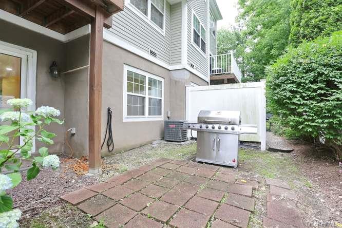 27 Underhill Drive – For Sale photo 39