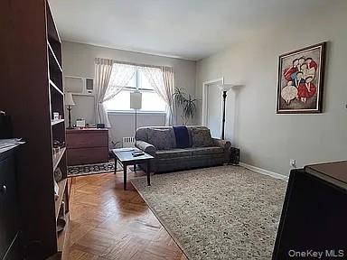 182 Lowell Avenue, Unit upper photo 3