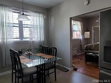 182 Lowell Avenue, Unit upper photo 7