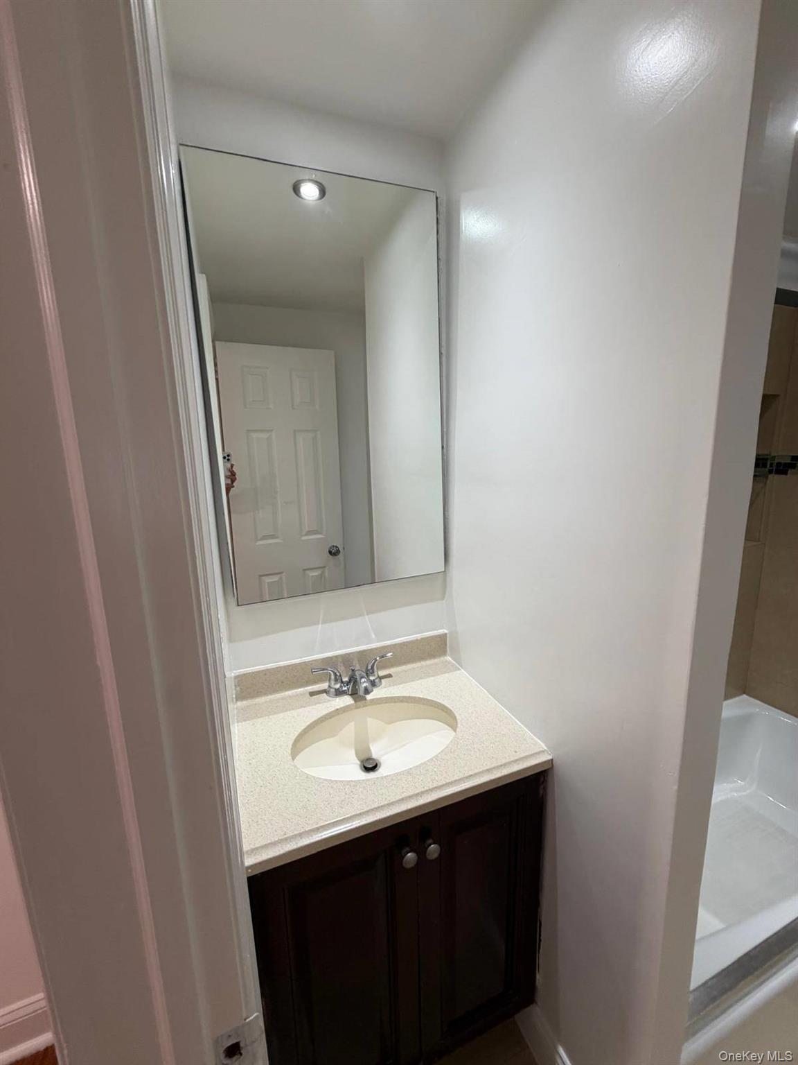 42-02 Layton Street, Unit 106 photo 8