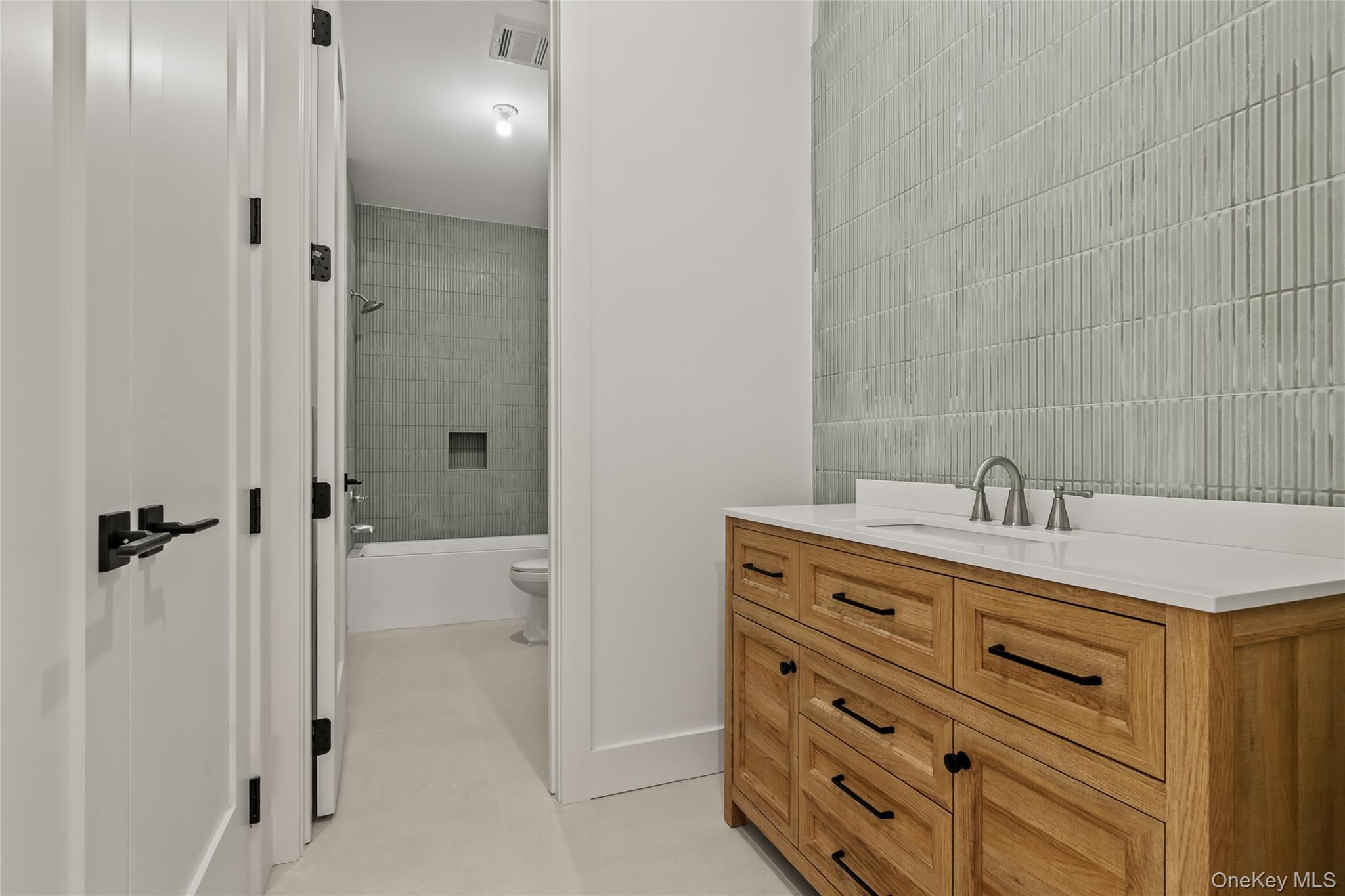 110 Fairview Avenue, Unit #202 photo 28