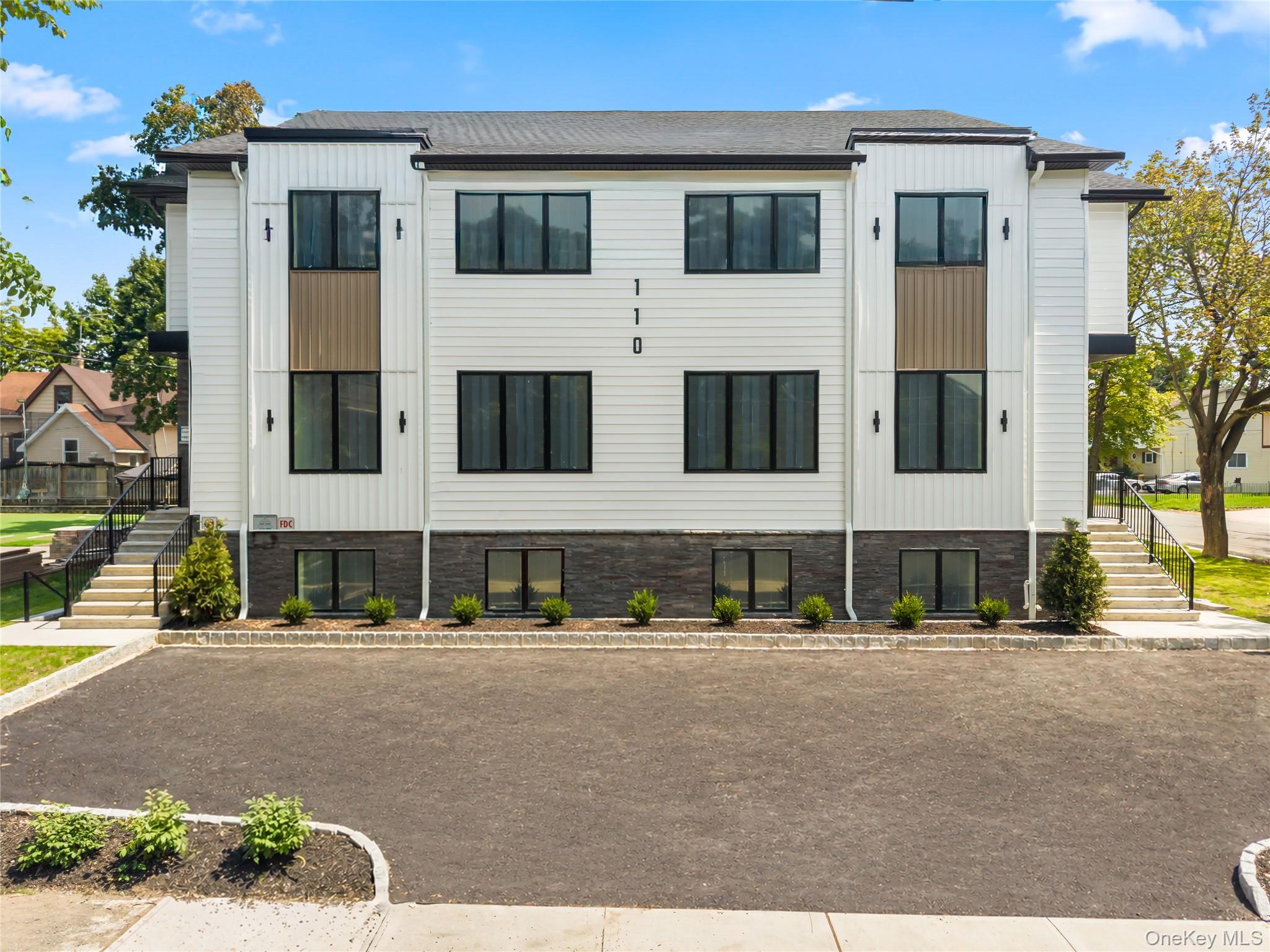 110 Fairview Avenue, Unit #202 photo 2