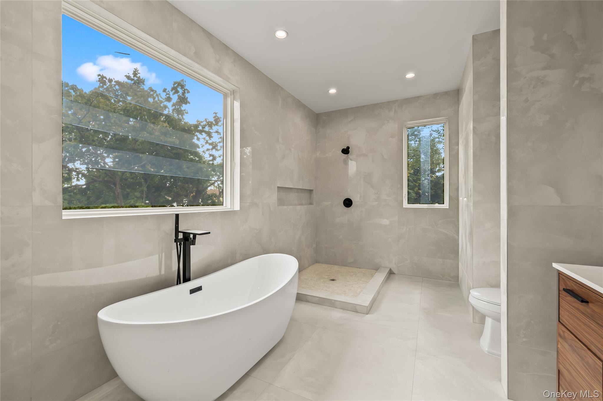 110 Fairview Avenue, Unit #202 photo 24