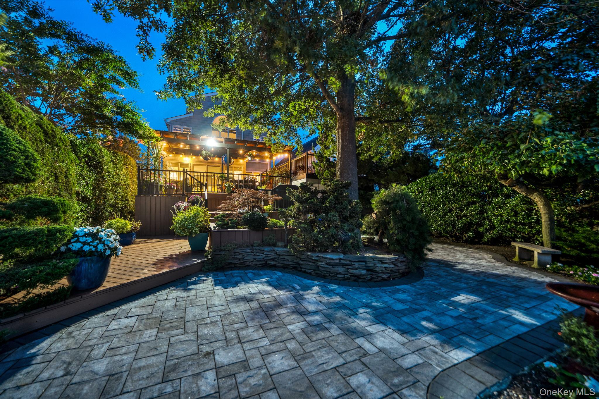 2660 Riverside Drive – For Sale photo 13