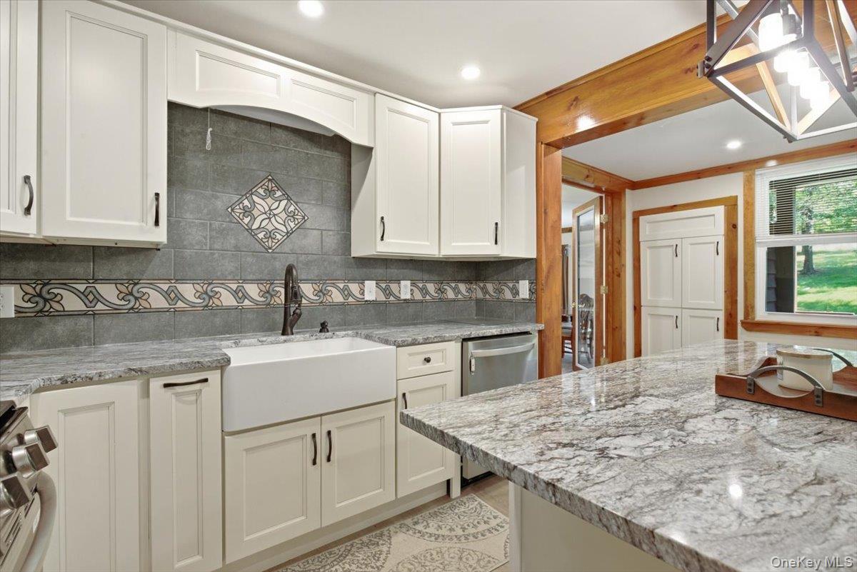 31 Favorito Road – For Sale photo 3