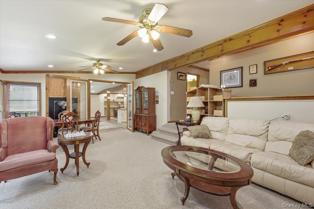 31 Favorito Road – For Sale photo 2
