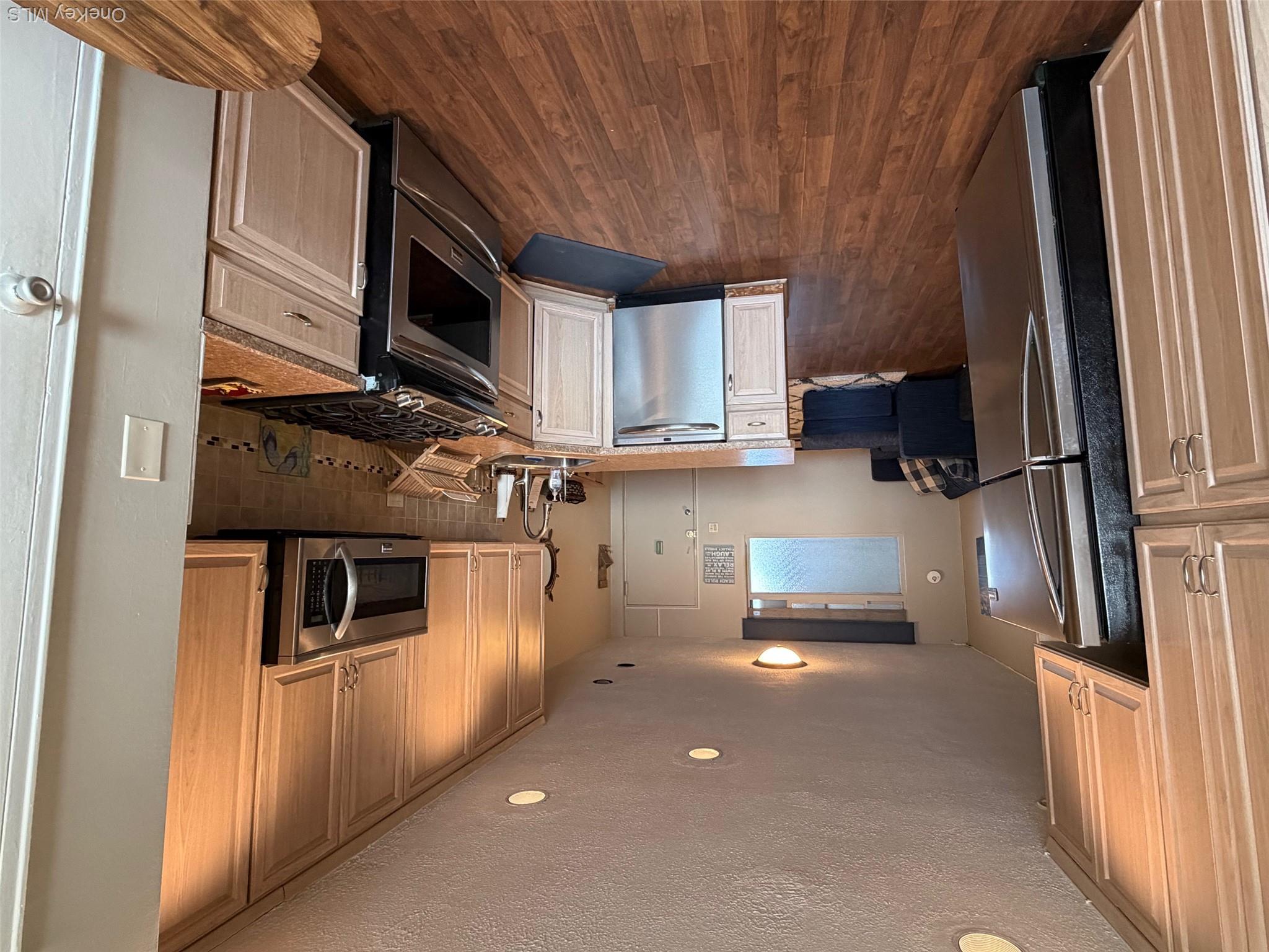 830 Shore, Unit 2O photo 2