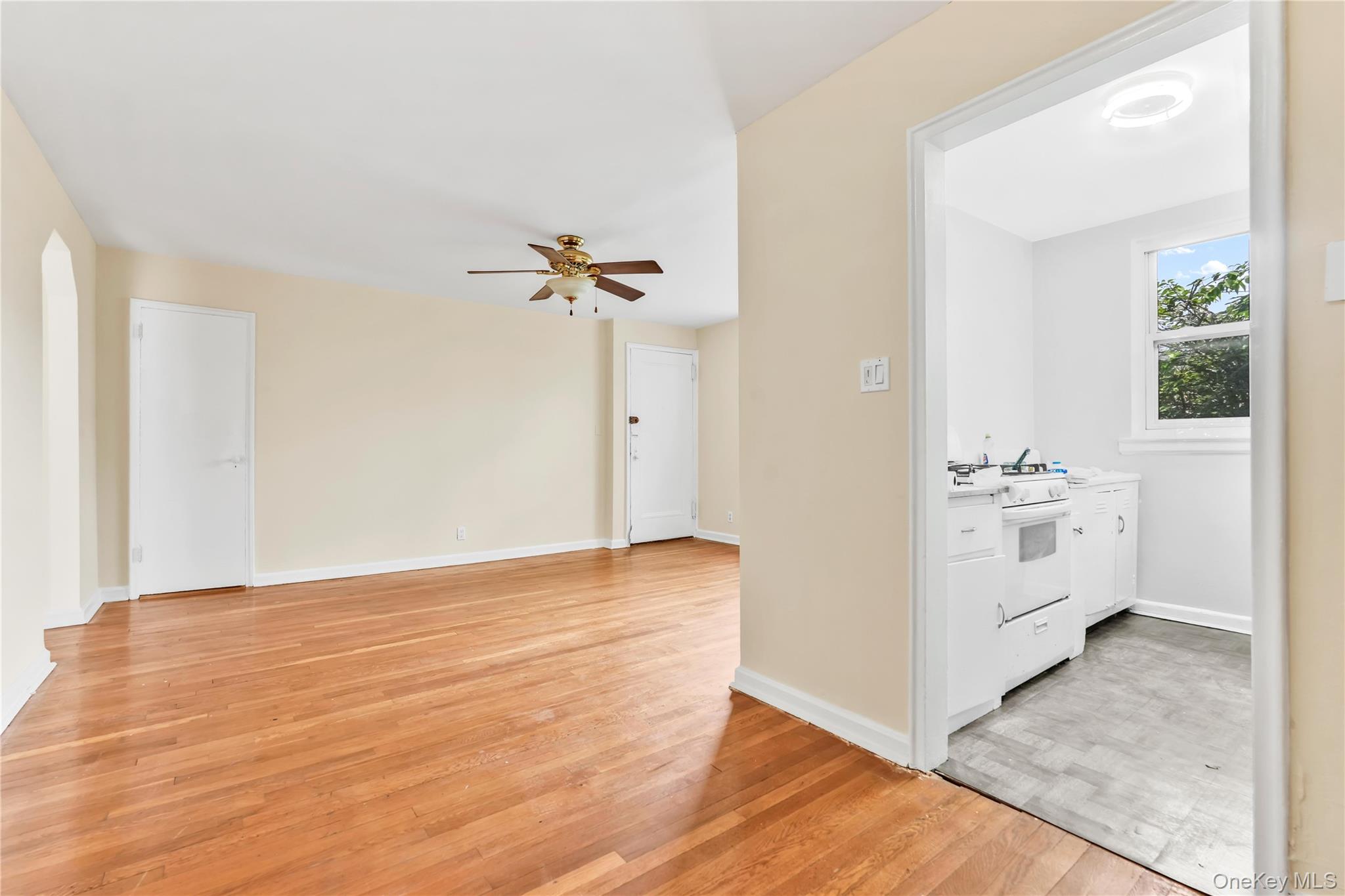 35-14 192nd Street, Unit 1C photo 7