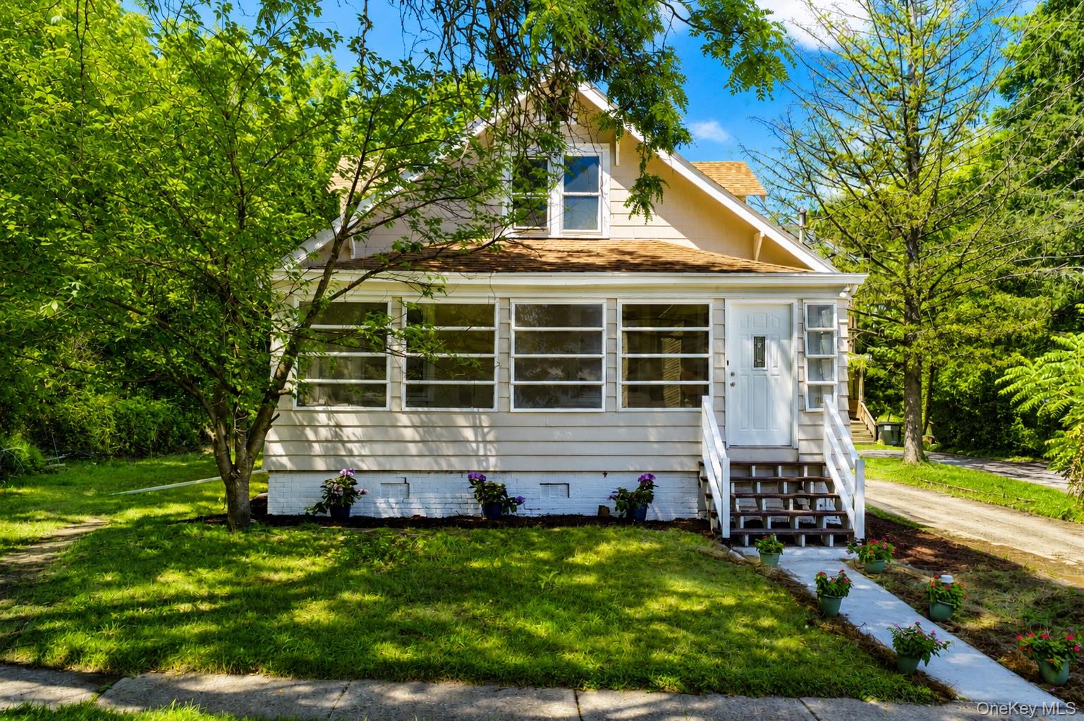 156 W Bridge Street – For Sale photo 2