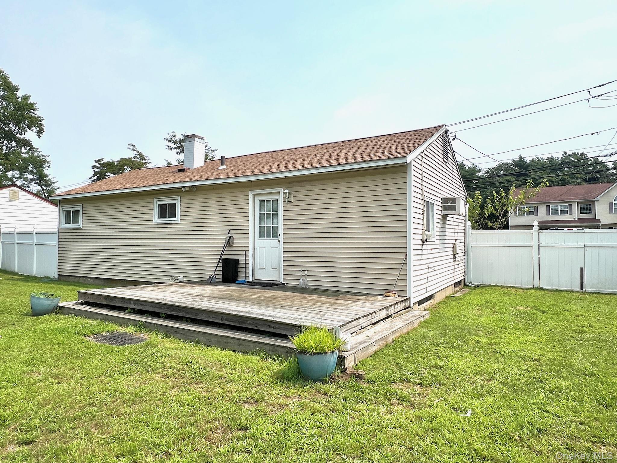 1656 N Thompson Drive – For Sale photo 2