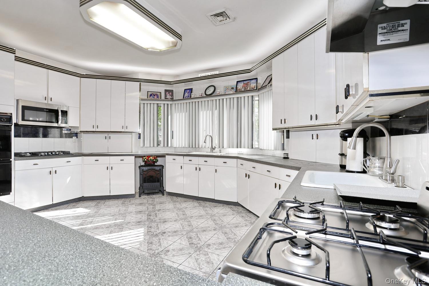 1 Morris Road – For Sale photo 6