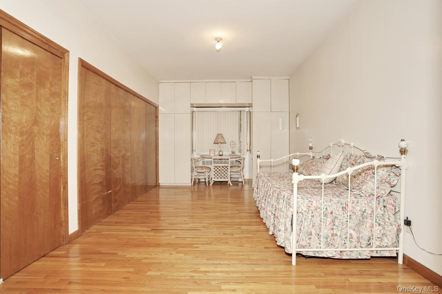 1 Morris Road – For Sale photo 14