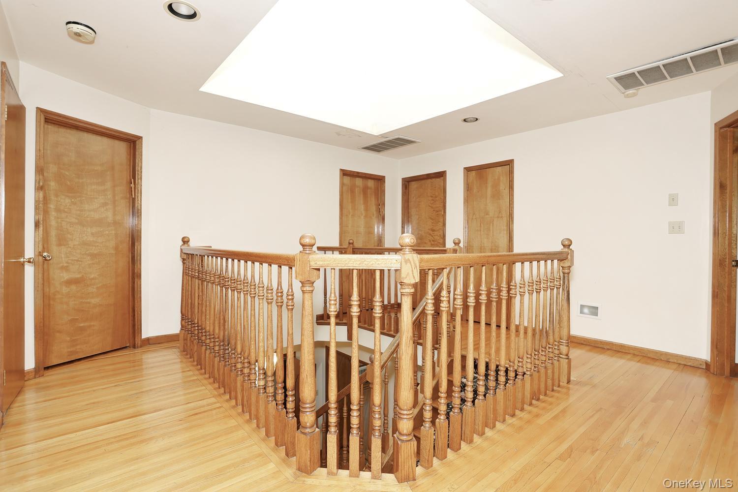 1 Morris Road – For Sale photo 11