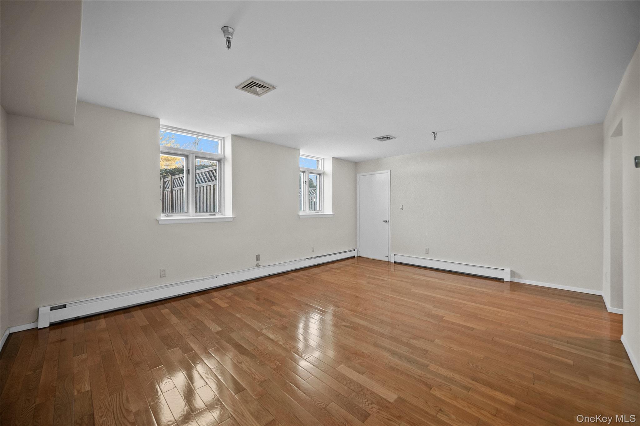 520 Ashford Avenue, Unit 5 photo 30