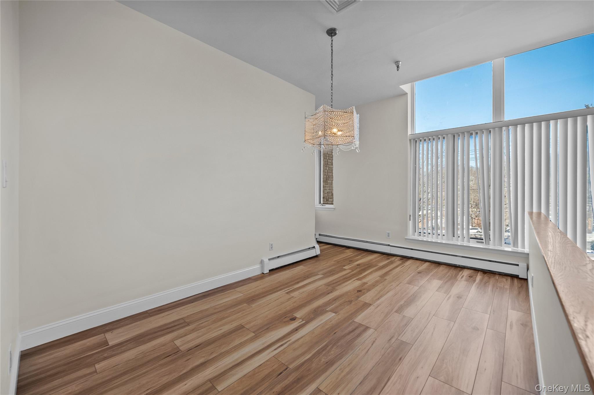 520 Ashford Avenue, Unit 5 photo 10