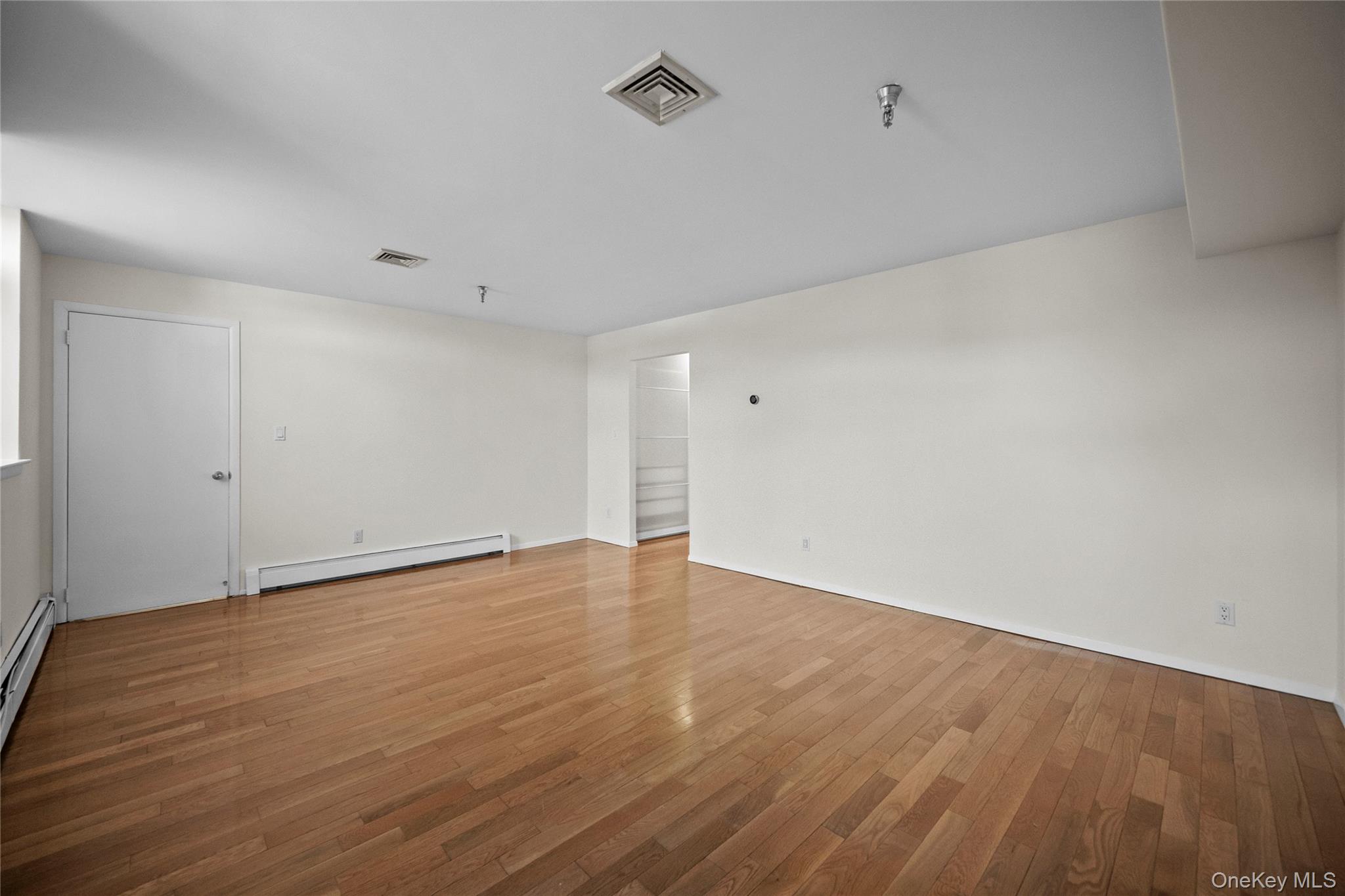 520 Ashford Avenue, Unit 5 photo 29