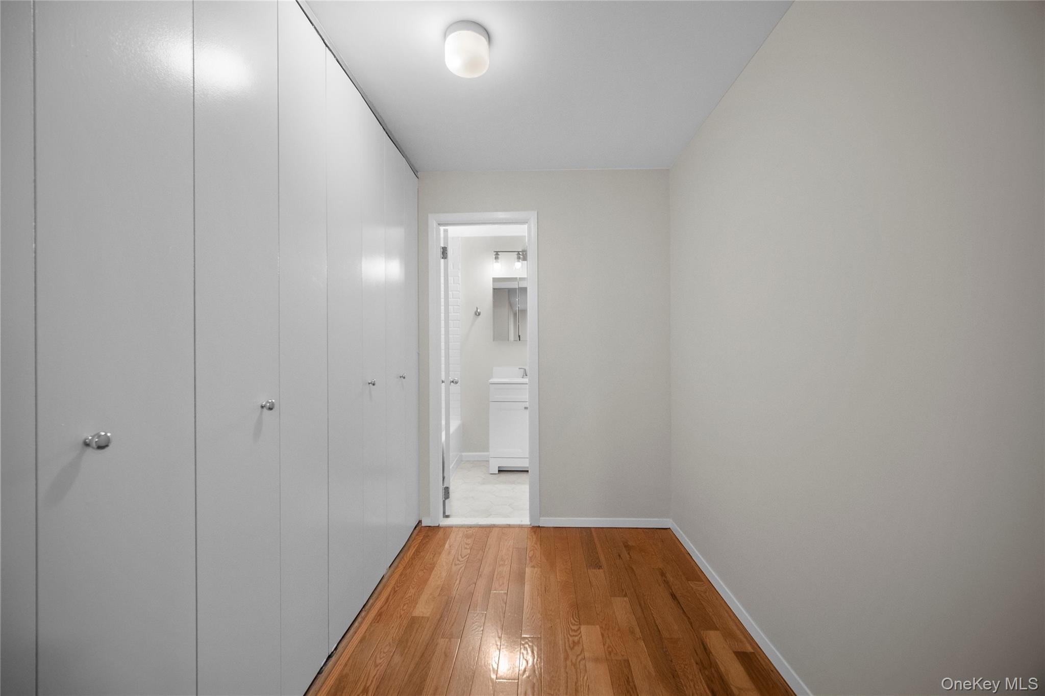 520 Ashford Avenue, Unit 5 photo 24