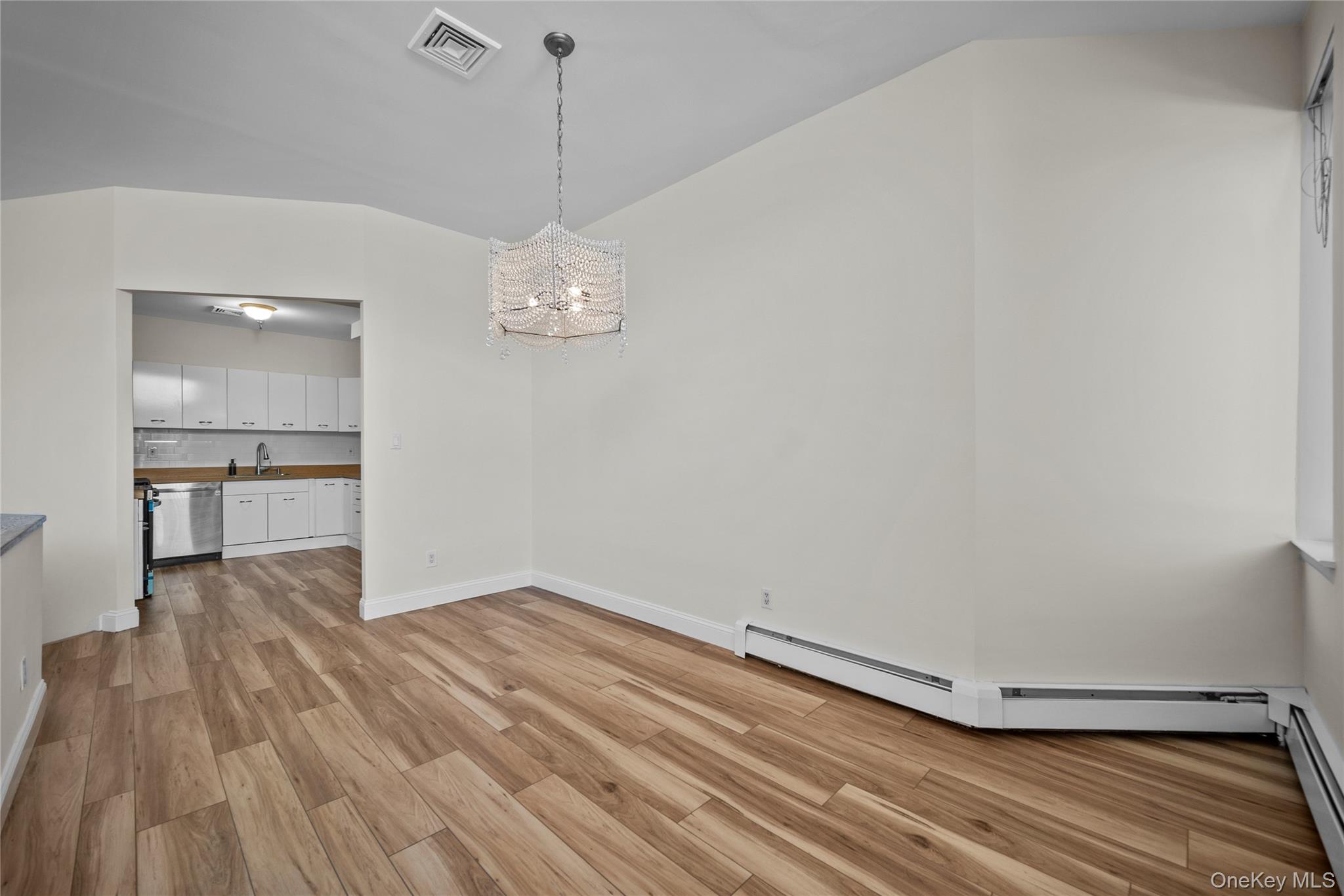 520 Ashford Avenue, Unit 5 photo 14