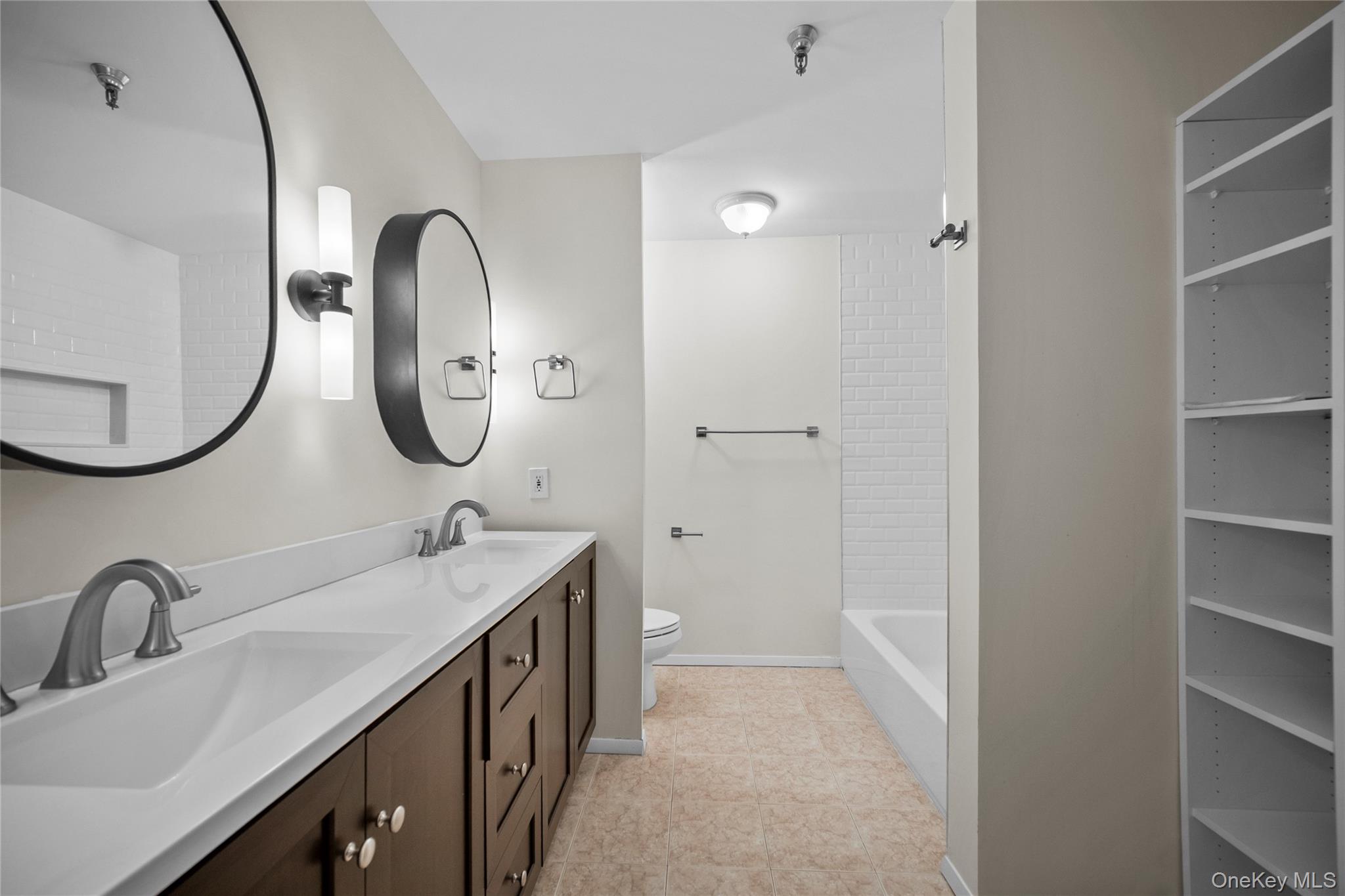 520 Ashford Avenue, Unit 5 photo 34