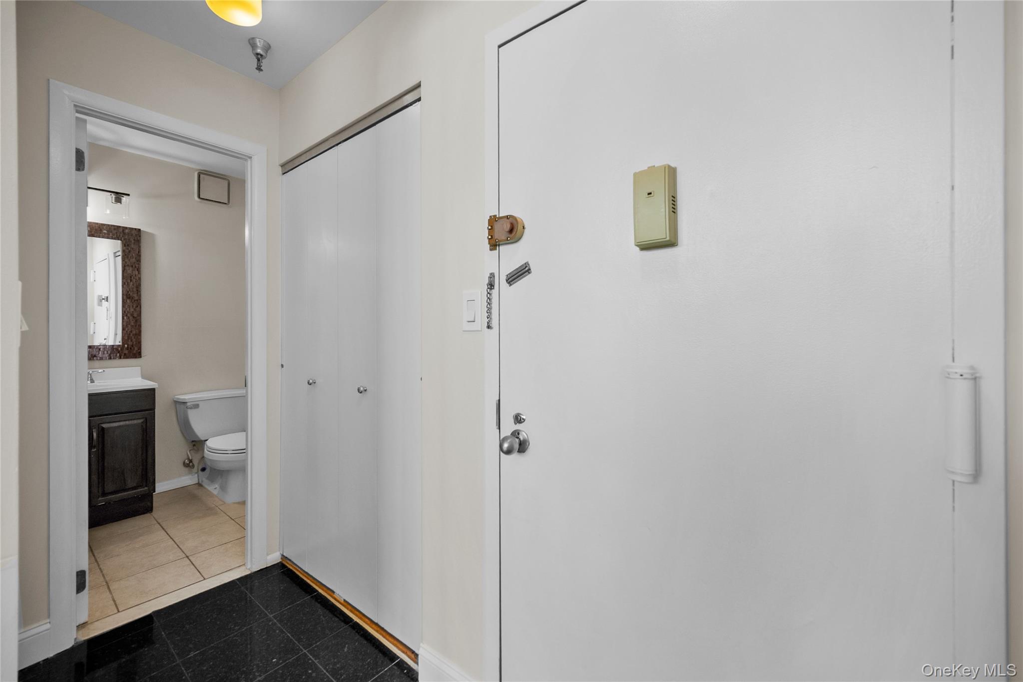 520 Ashford Avenue, Unit 5 photo 19