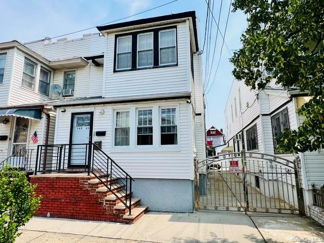 10345 106th Street – For Sale photo 2