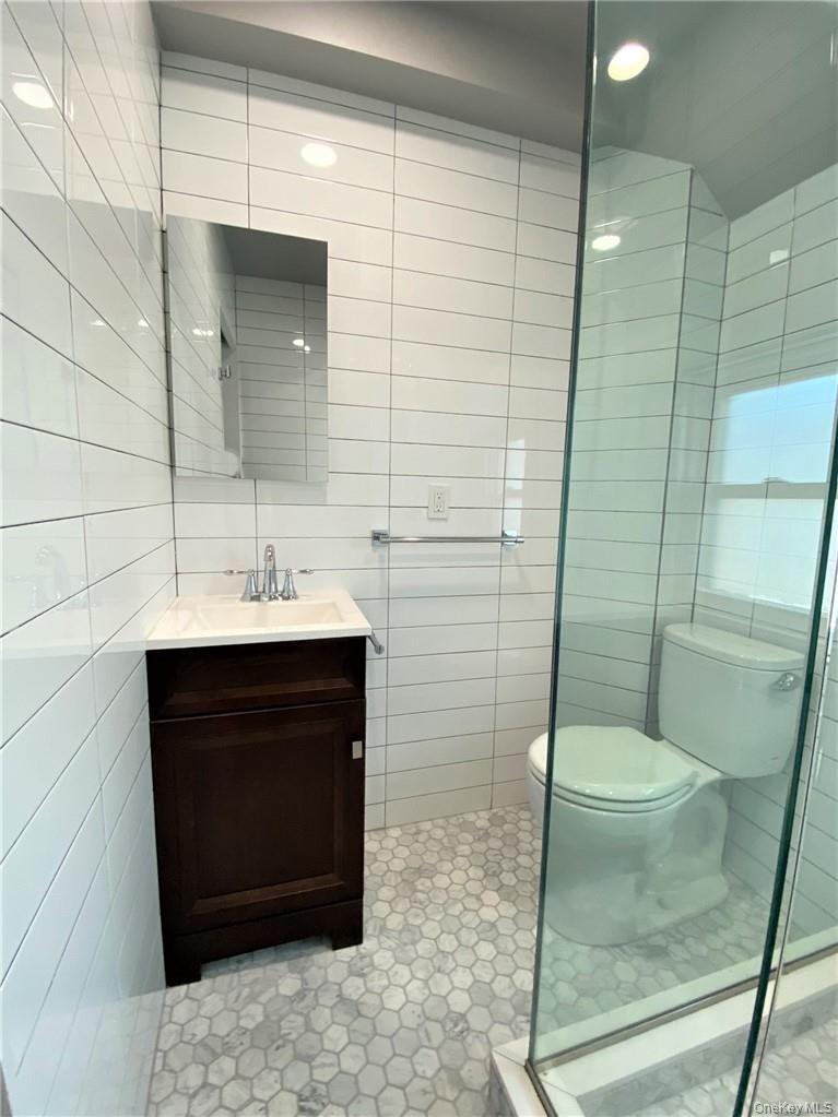 86 Main Street, Unit 1 photo 9