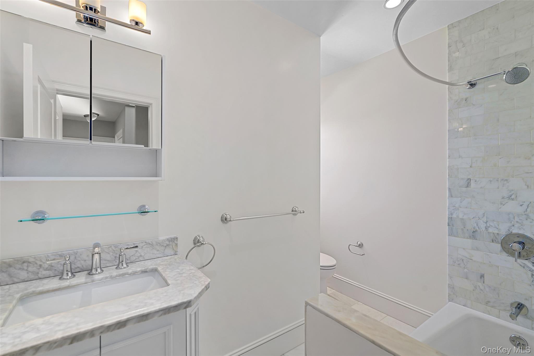 288 Crestwood Avenue – For Rent photo 15