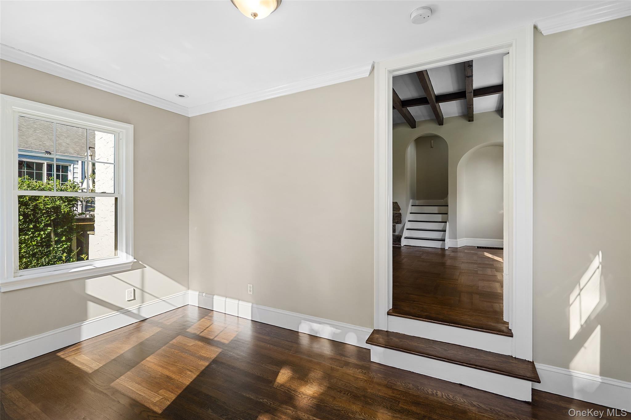 288 Crestwood Avenue – For Rent photo 3