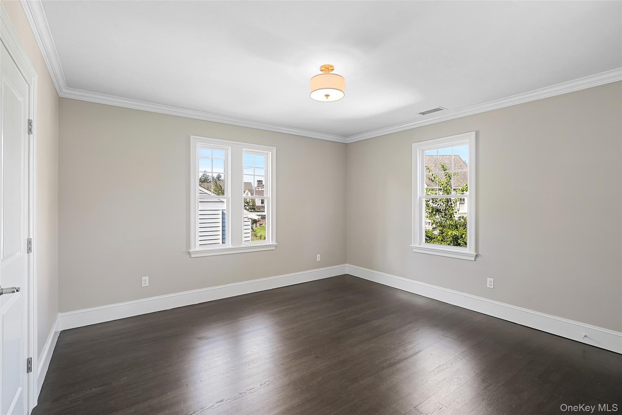 288 Crestwood Avenue – For Rent photo 14