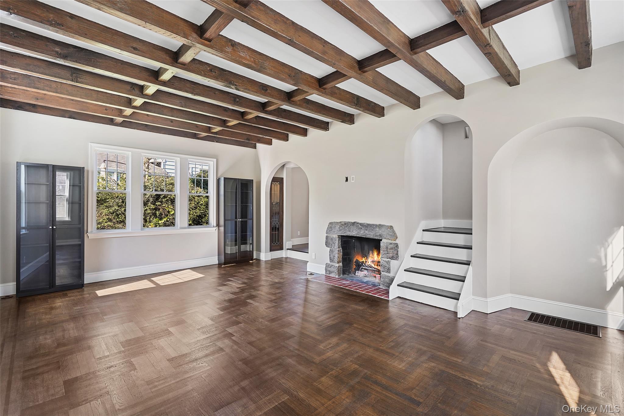 288 Crestwood Avenue – For Rent photo 5