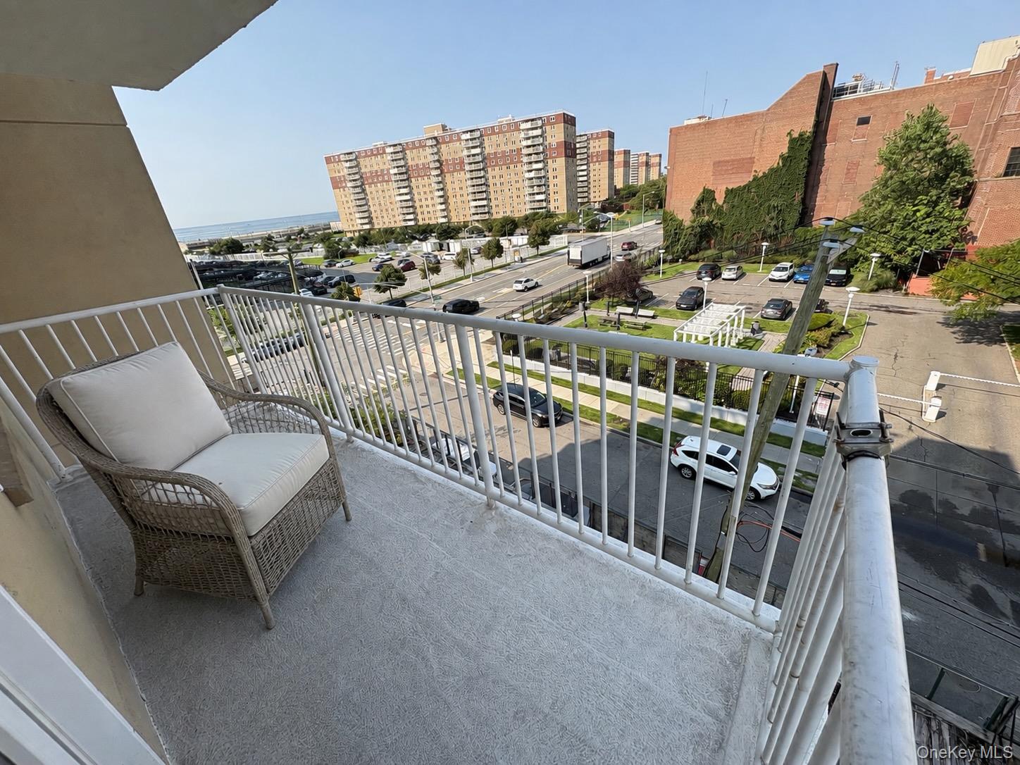 7914 Rockaway Beach Boulevard, Unit 5C photo 7