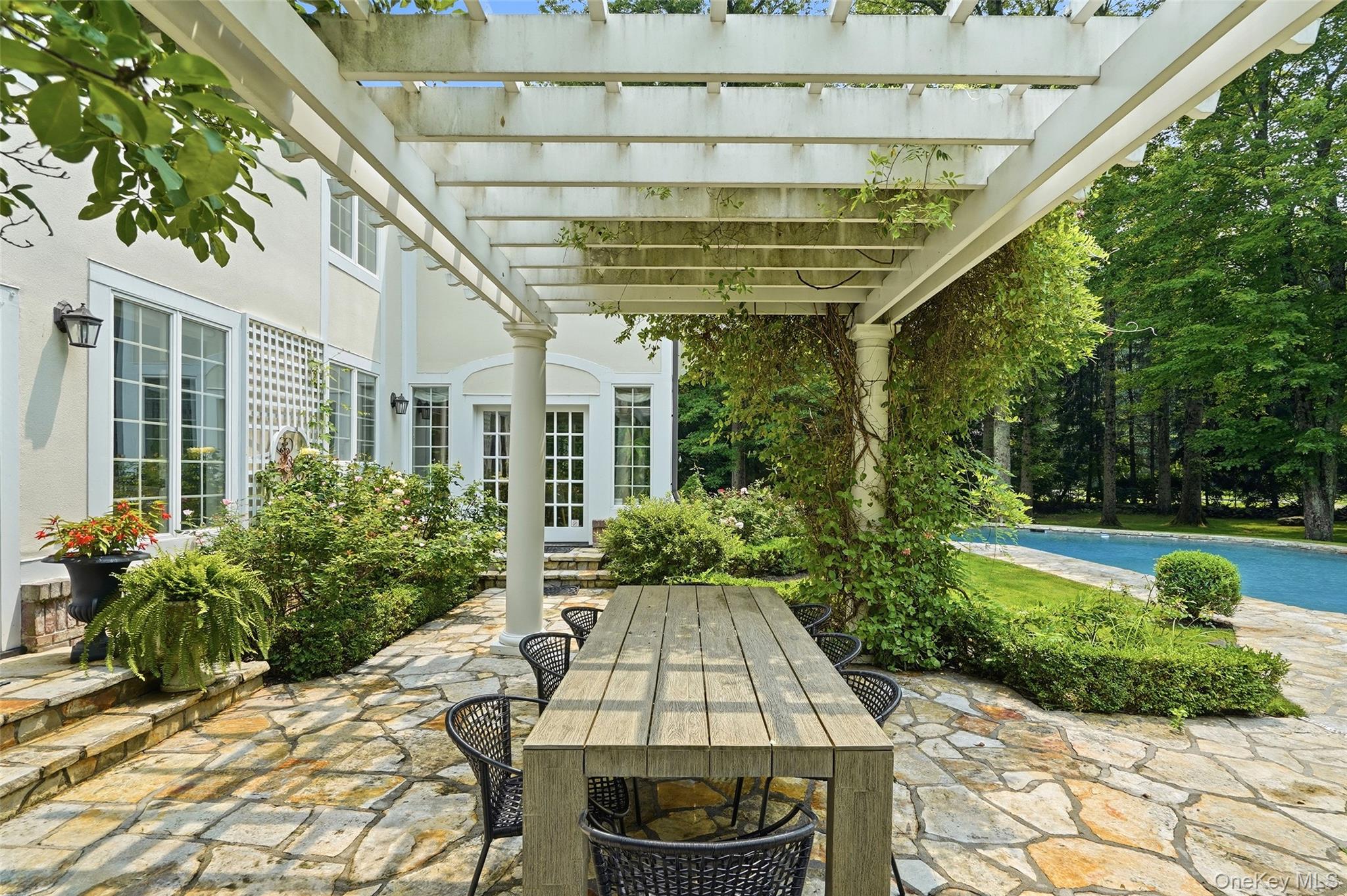 16 Hampton Road – For Sale photo 35