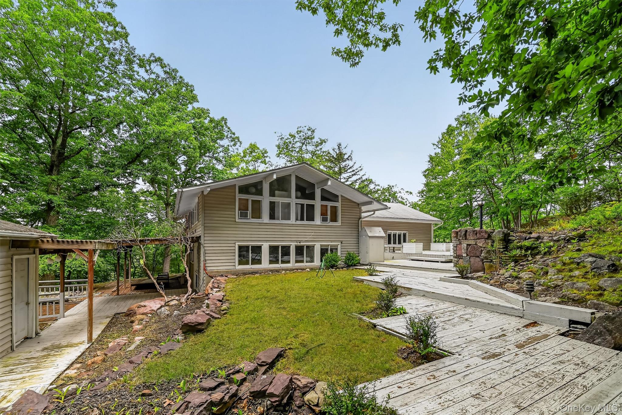 15 Overlook Drive – For Sale