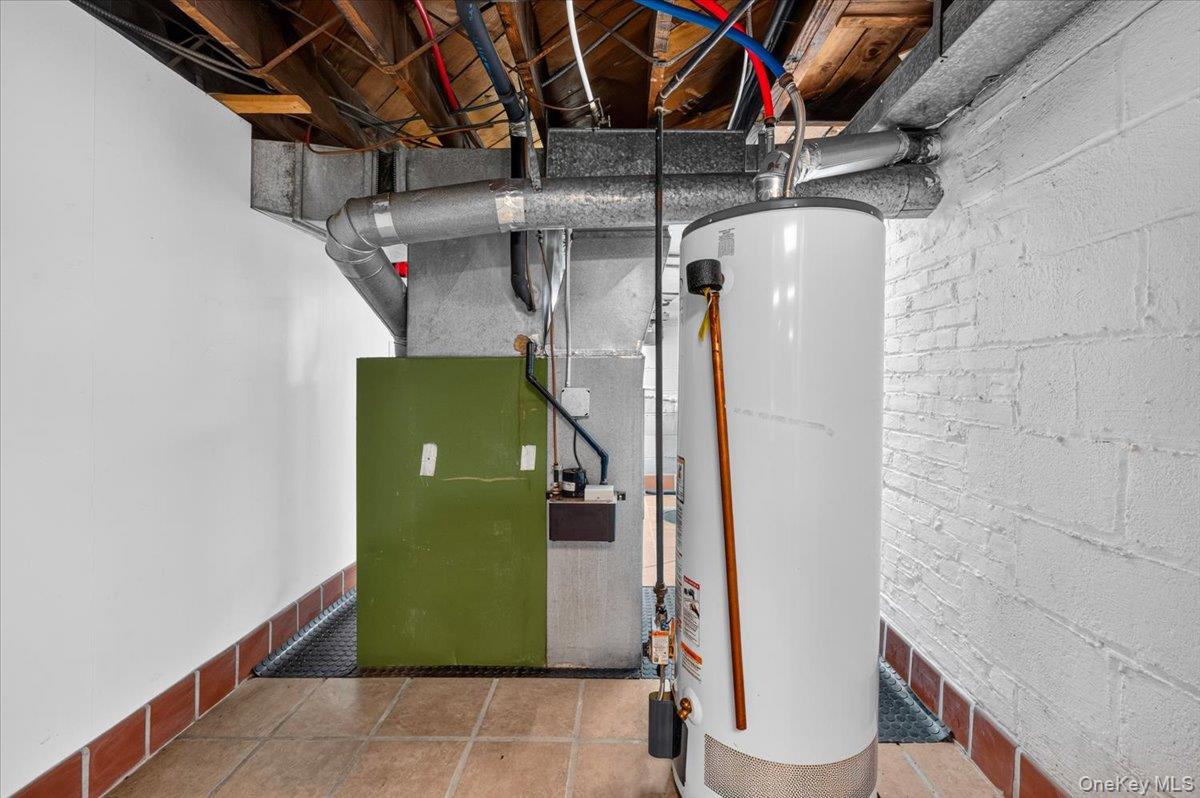 1155 Webster Avenue – For Rent photo 31