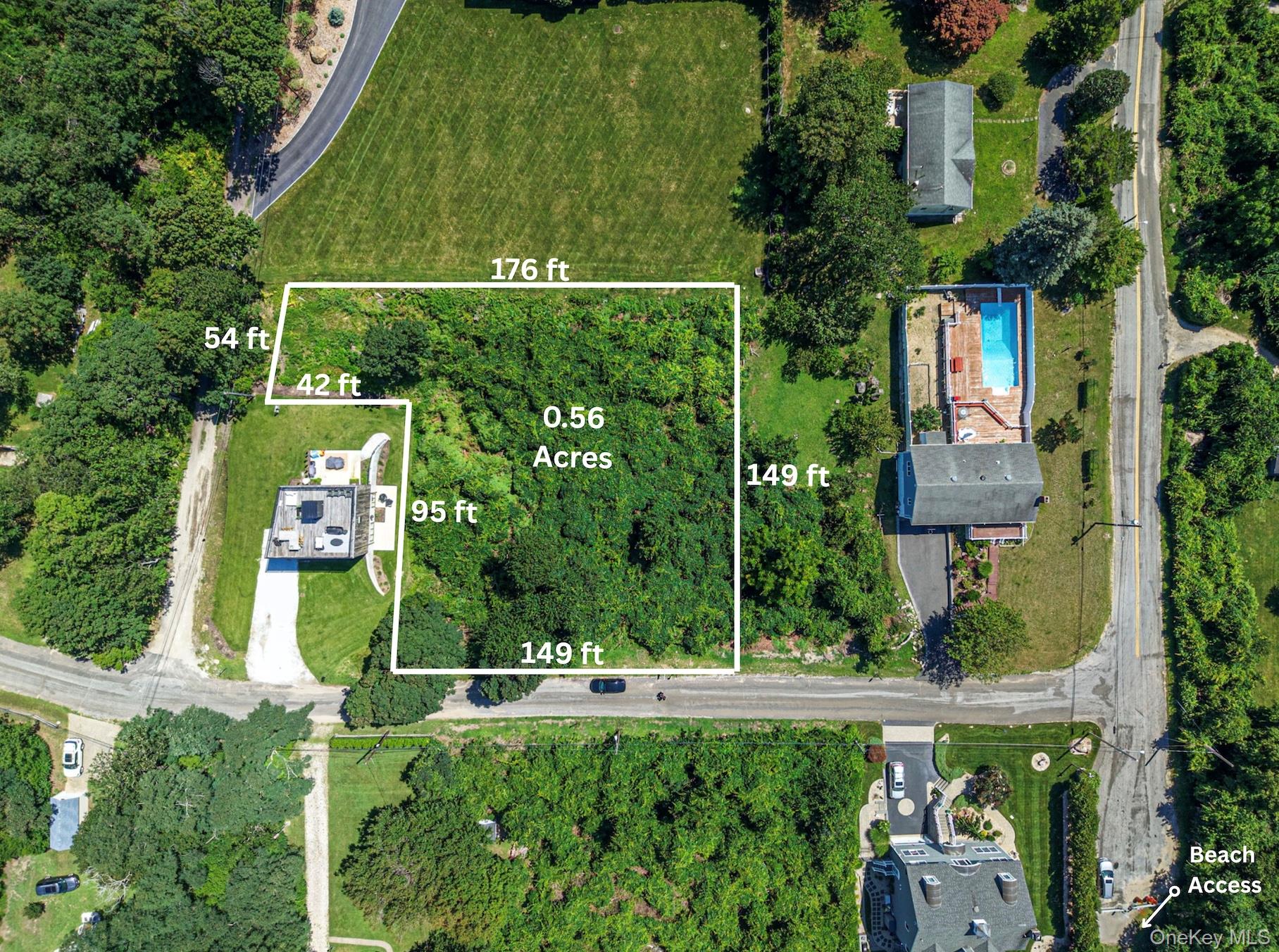 400 Aquaview Avenue – For Sale photo 3