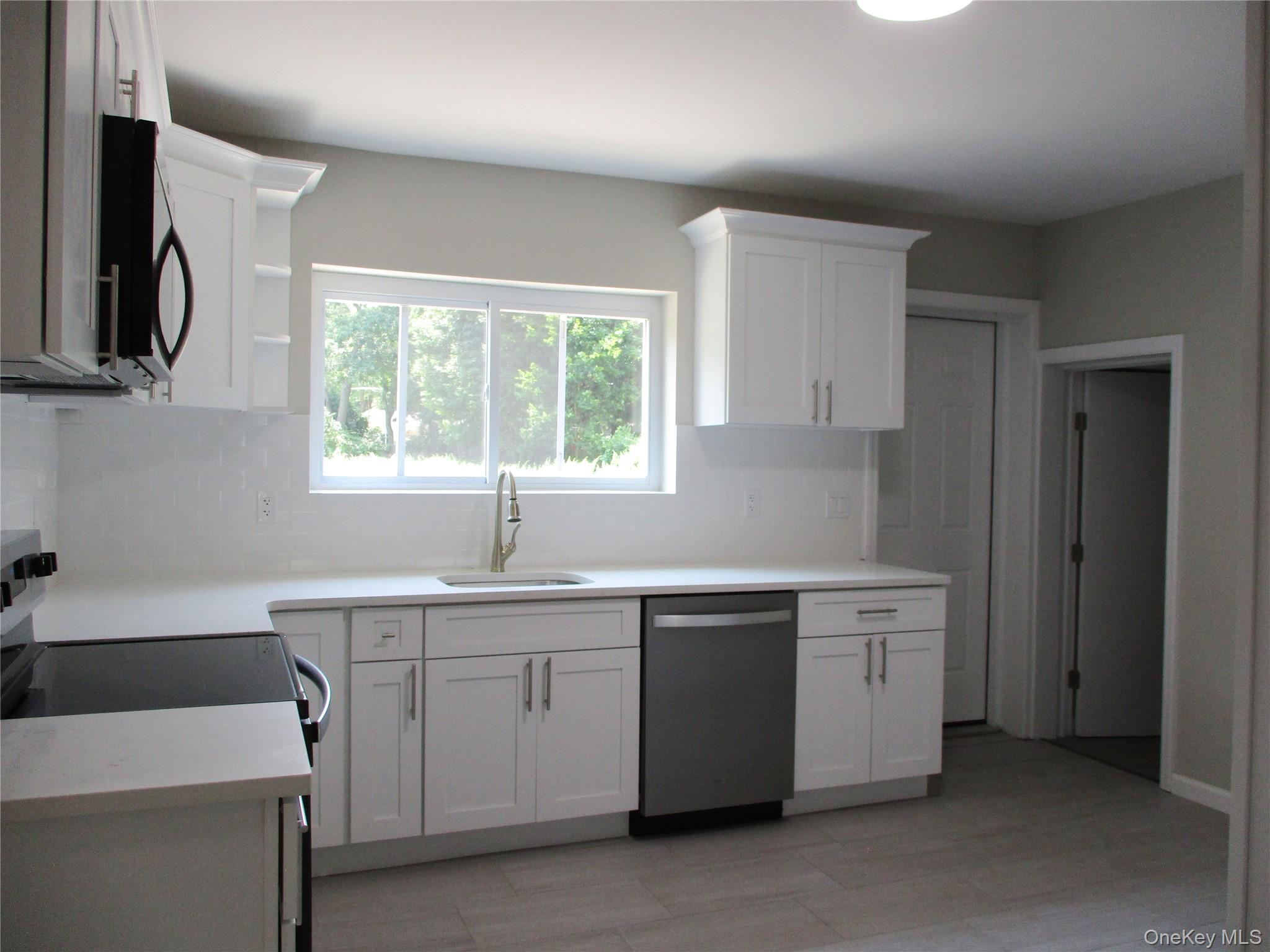 554 Mill Road – For Sale photo 14