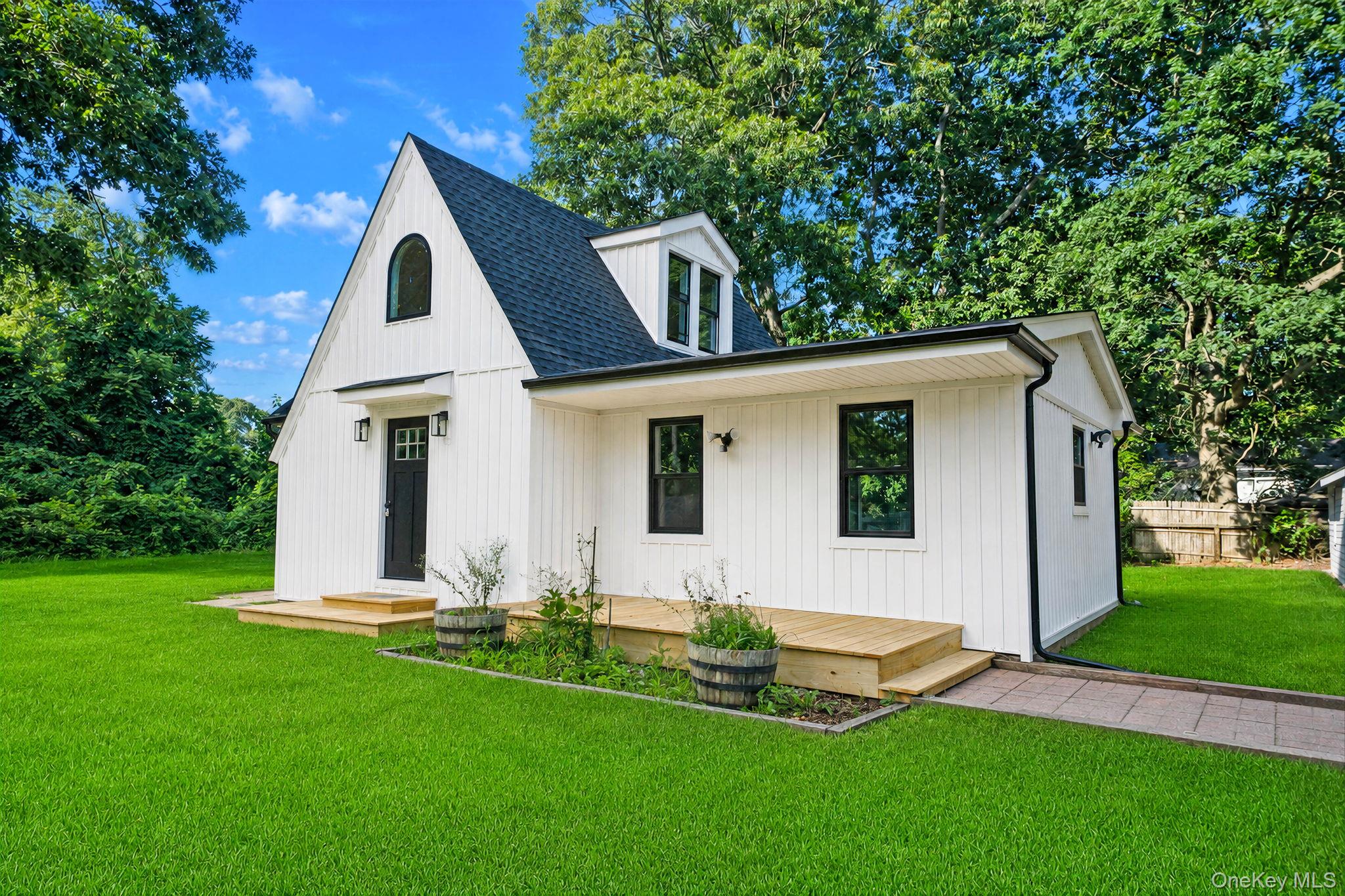 137 Elder Drive – For Sale photo 2