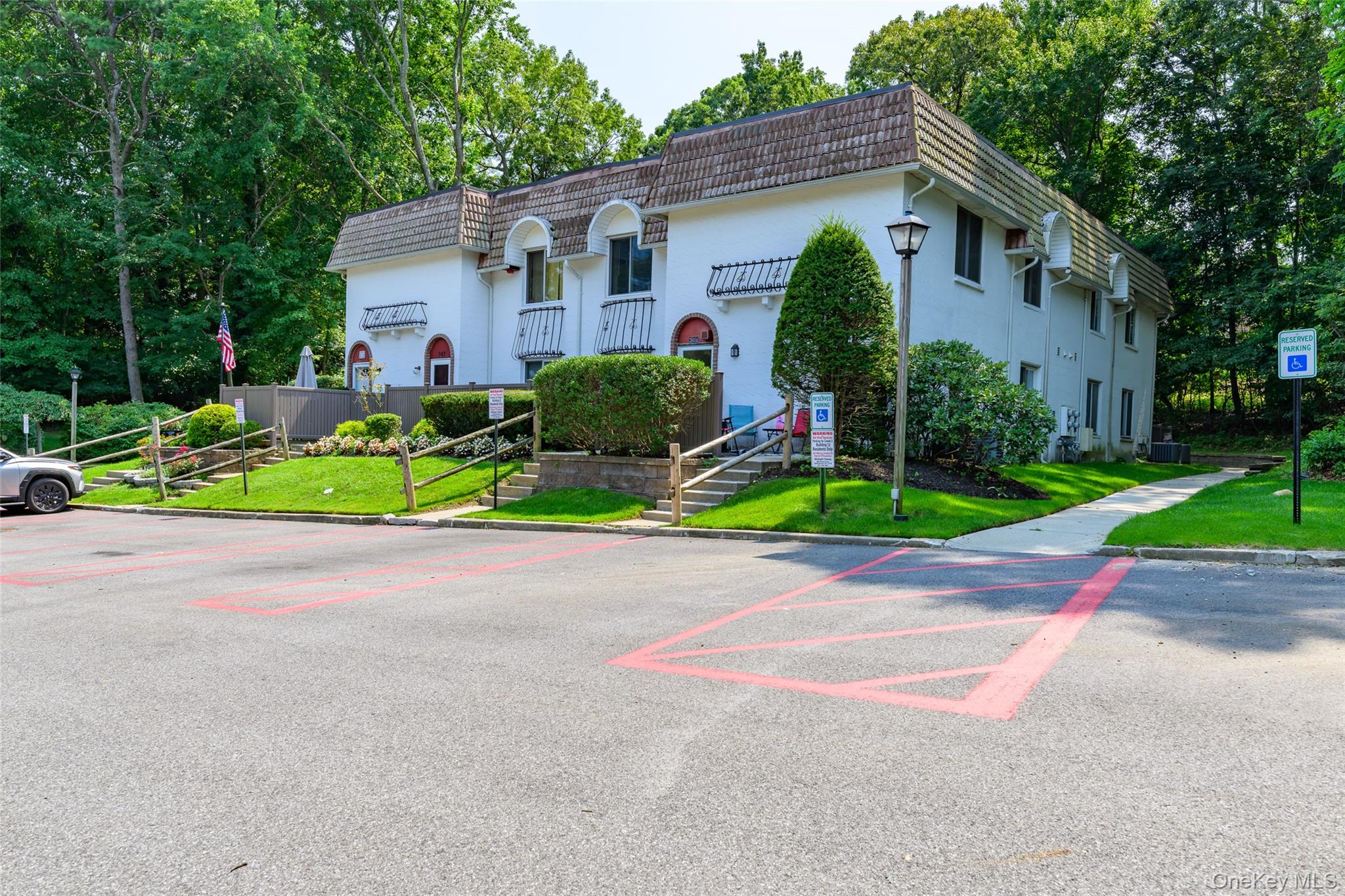 297 Brettonwoods Drive – For Sale photo 23