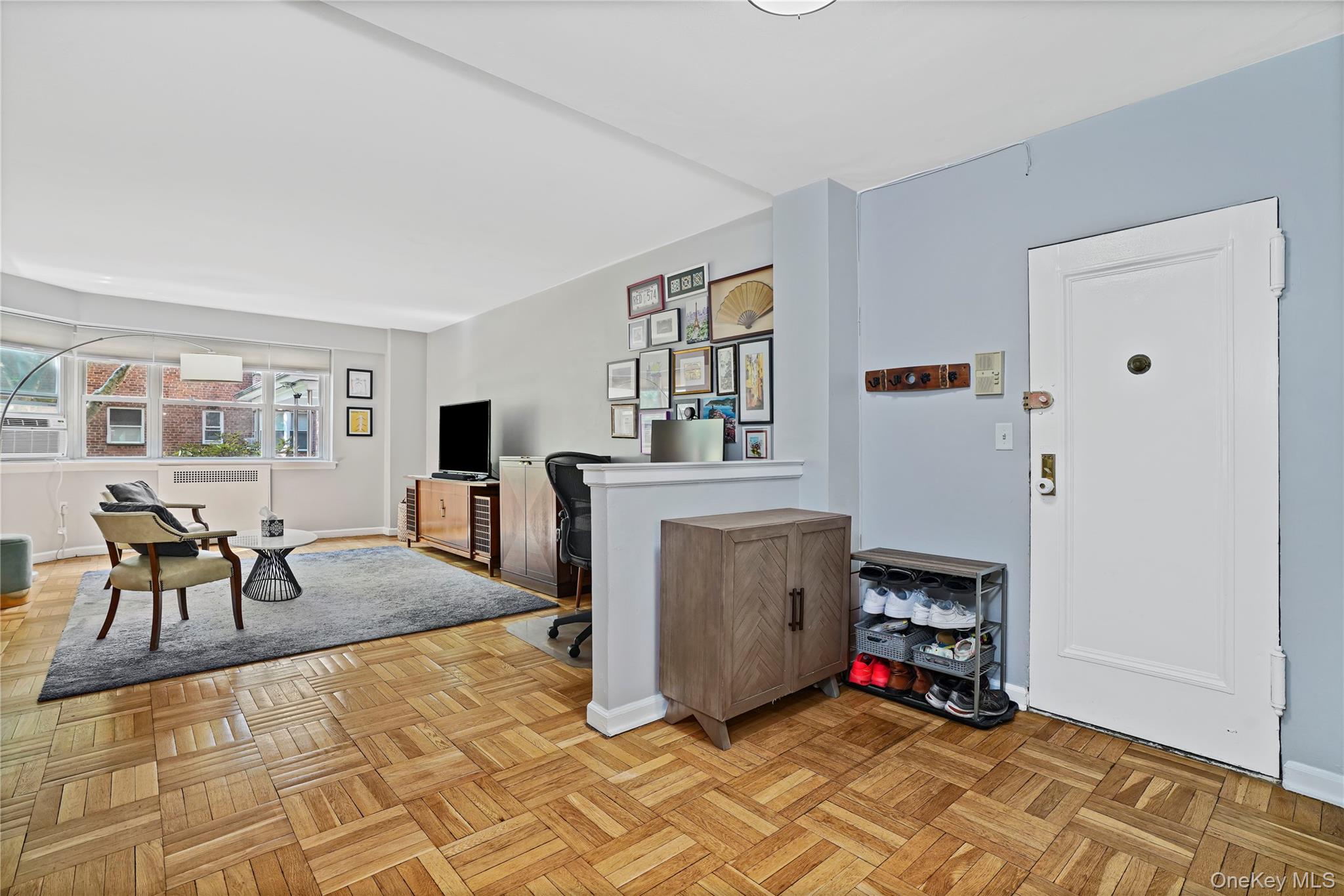 235 Garth Road, Unit E1G photo 11