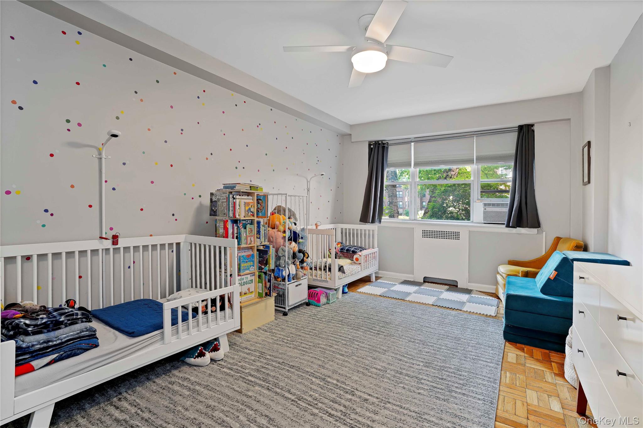 235 Garth Road, Unit E1G photo 17
