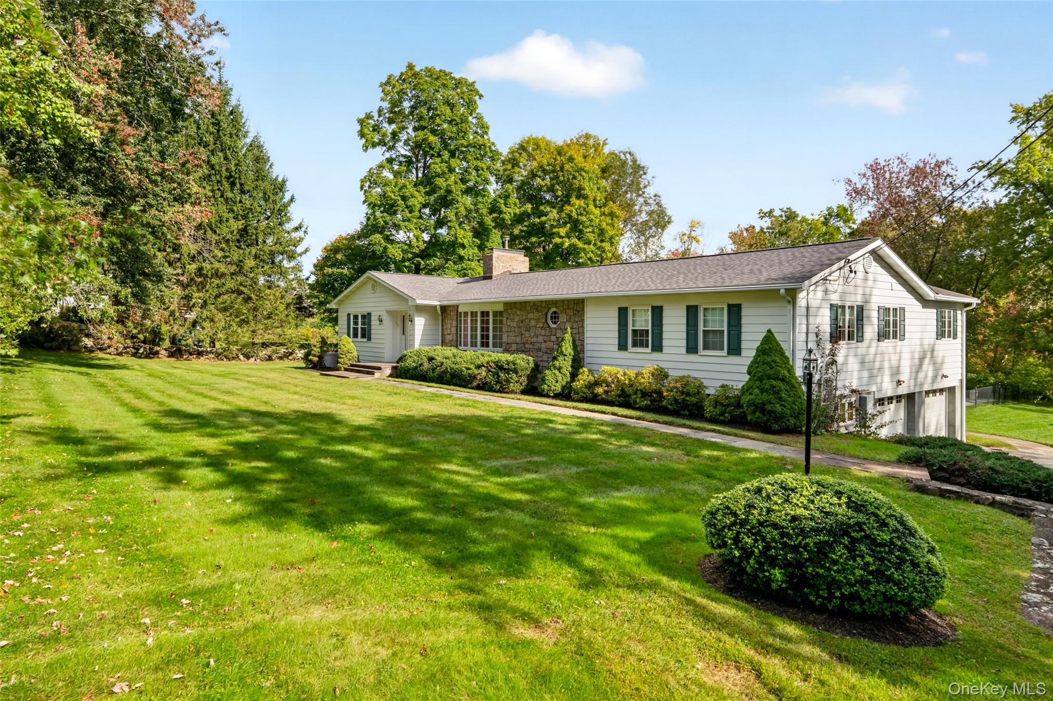 484 N Salem Road – For Sale